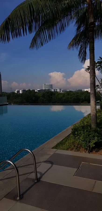 Cosy Studio Netflix Selfcheckin Cyberjaya 2 Exterior photo